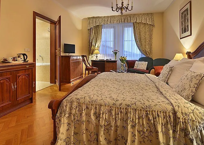 Hotel Boutique Constans 4*
