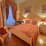 Hotel Boutique Constans 4*