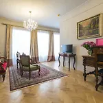 Boutique Constans 4* Prag