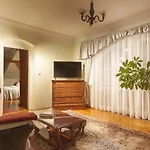 Boutique Constans