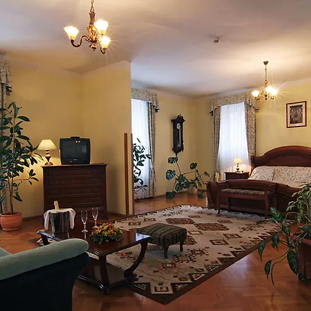 Szálloda Boutique Constans 4*