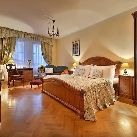 Szálloda Boutique Constans 4*