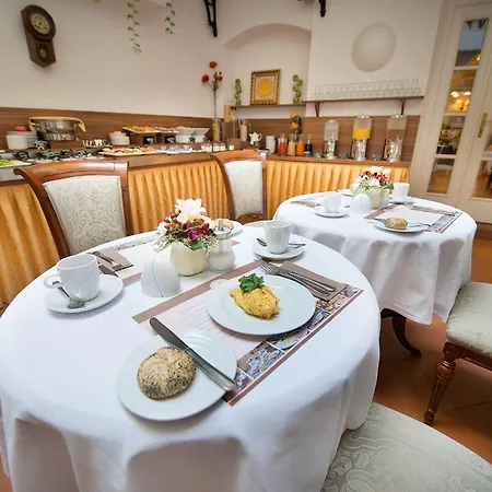 Szálloda Boutique Constans 4*