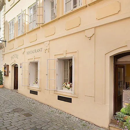 Szálloda Boutique Constans 4*