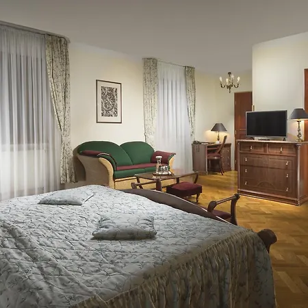 Boutique Constans Szálloda 4*