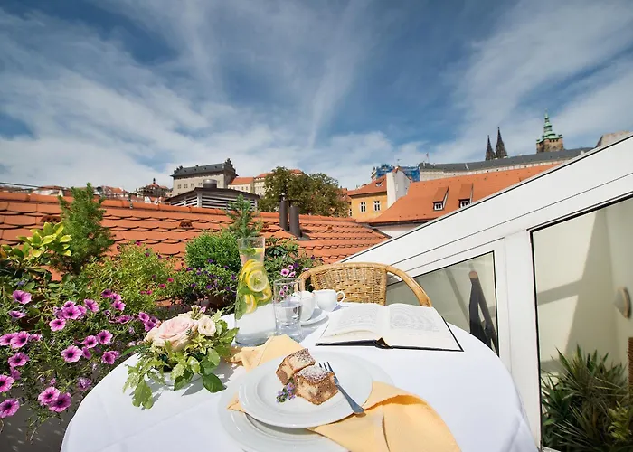 كونستانس البوتيكي فندق 4*