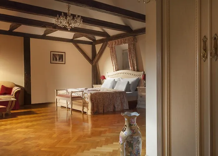 كونستانس البوتيكي