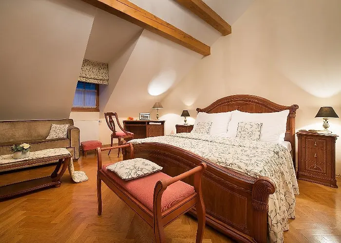 Hotel Boutique Constans 4*
